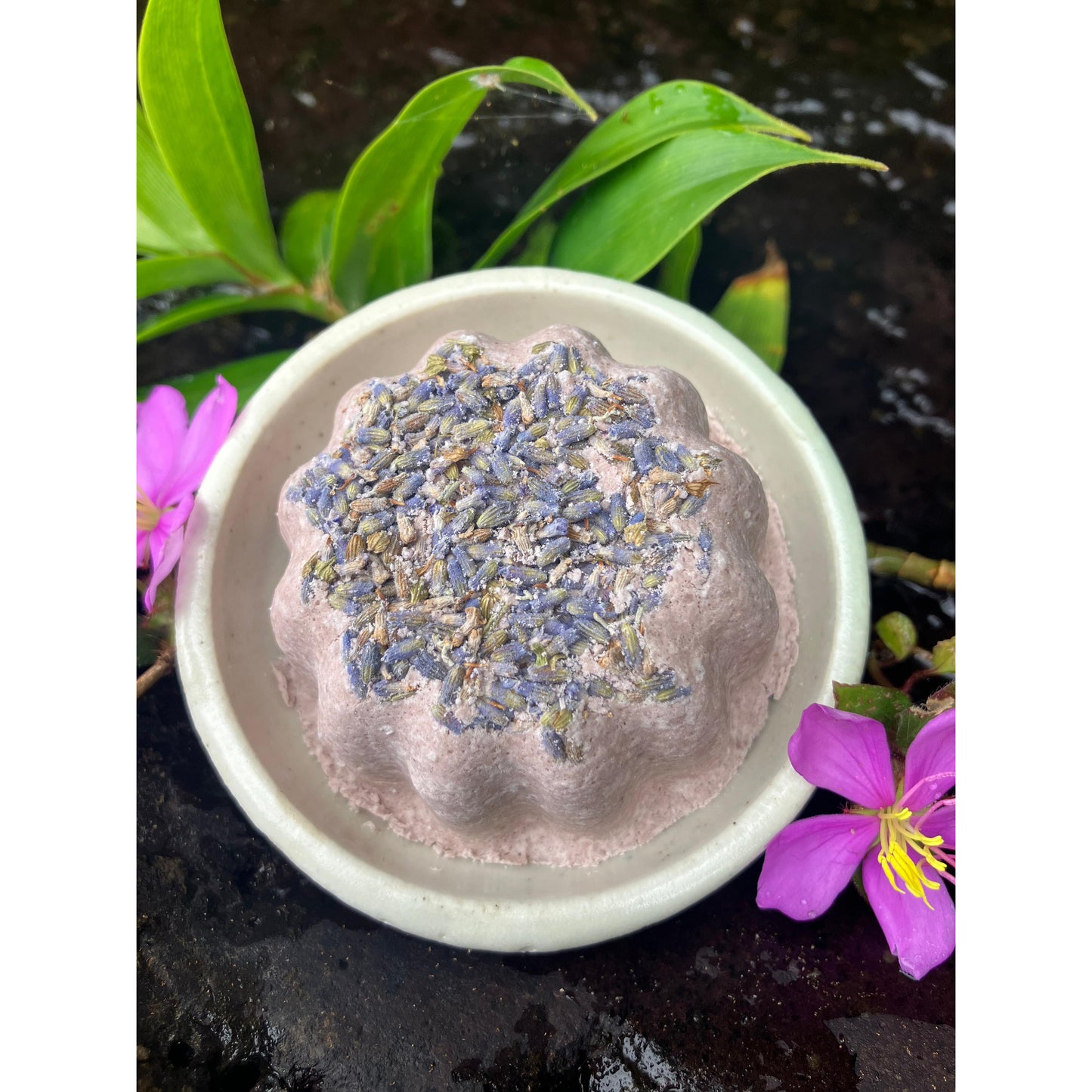 Lavender & Magnesium Bath Bomb - Organic Ingredients